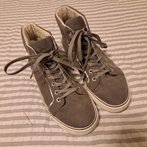 OLD NAVY GRAY SUEDE HI TOP SNEAKERS WOMENS SIZE 5 SKATER CASUAL LACE UP y2k 90s - Picture 2 of 8